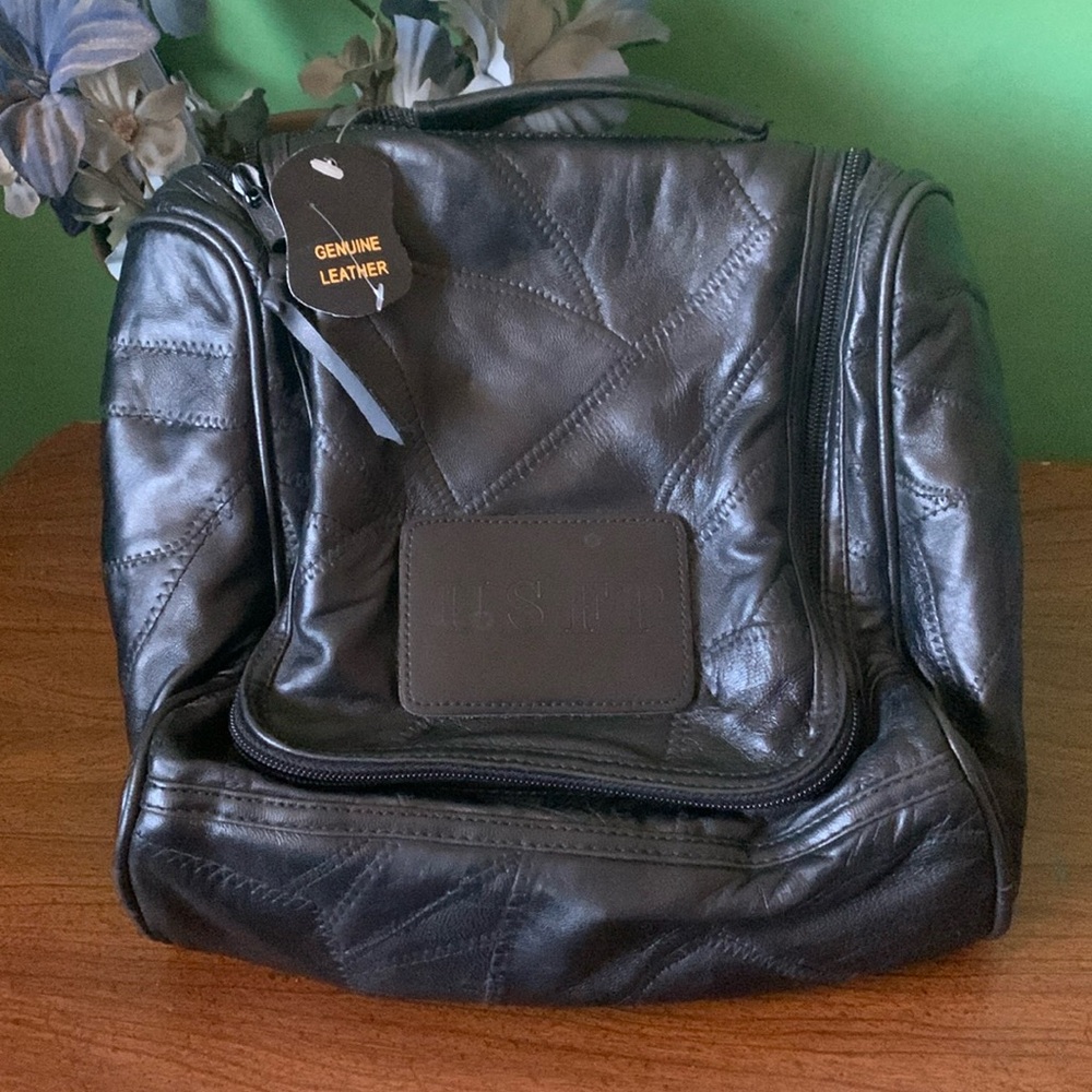 NWOT USFP Genuine Patchwork Leather Black Travel Accessory Bag